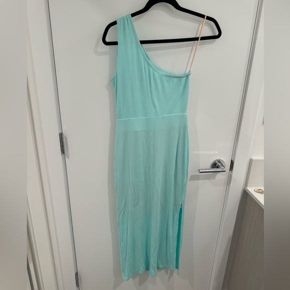 Dress size S - Picture 2 of 2